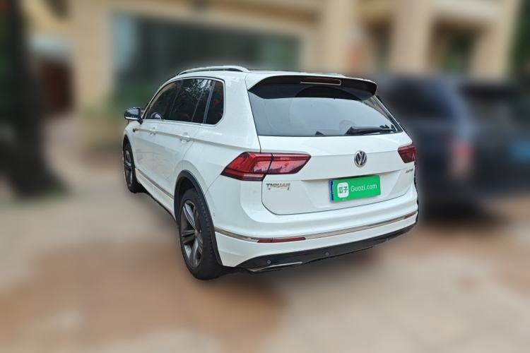 Used Volkswagen Tiguan 2018 380TSI Four-Wheel Drive R-Line Rear Left 45 Deg