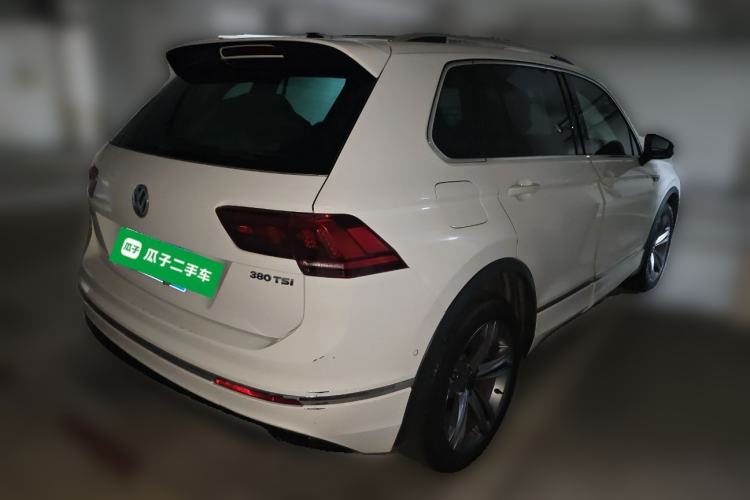 Used Volkswagen Tiguan 2018 380TSI Four-Wheel Drive R-Line Rear Right 45 Deg