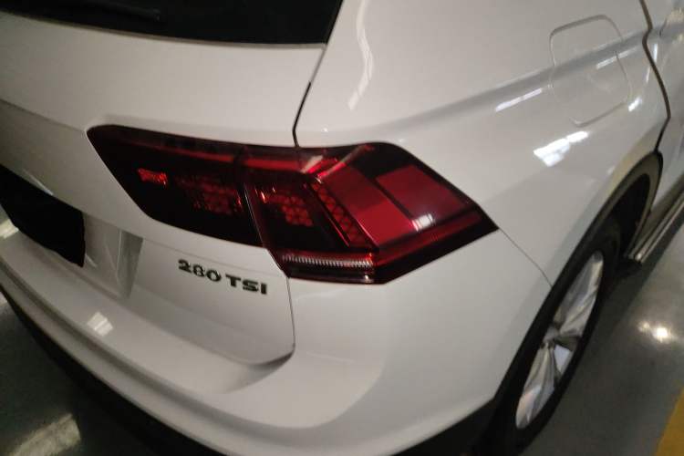 Used Volkswagen Tiguan 2018 280TSI Two-Wheel-Drive Elite Version Right Rear Taillight