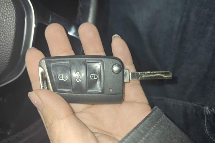 Used Volkswagen Tiguan 2018 330TSI All-Wheel-Drive Innovation Model Vehicle Key
