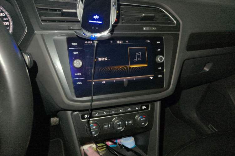 Used Volkswagen Tiguan 2019 330TSI All-Wheel-Drive Innovation Model Audio And AC Panel
