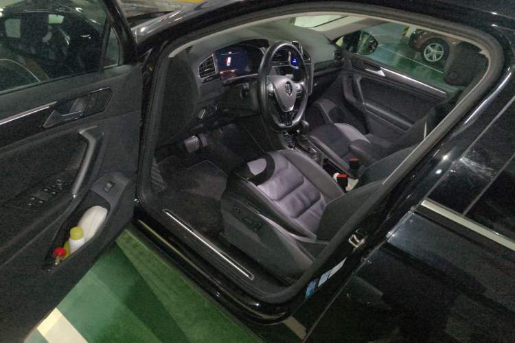 Used Volkswagen Tiguan 2019 330TSI All-Wheel-Drive Innovation Model Driver Seat