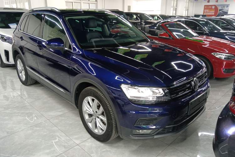 Used Volkswagen Tiguan 2019 330TSI All-Wheel-Drive Innovation Model Exterior 2
