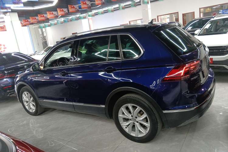 Used Volkswagen Tiguan 2019 330TSI All-Wheel-Drive Innovation Model Exterior 3