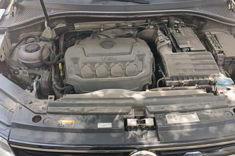 Used Volkswagen Tiguan 2019 330TSI All-Wheel-Drive Innovation Model Engine Bay