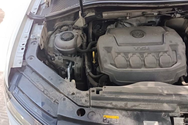 Used Volkswagen Tiguan 2019 330TSI All-Wheel-Drive Innovation Model Engine Bay Right