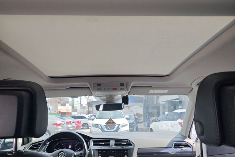 Used Volkswagen Tiguan 2019 330TSI All-Wheel-Drive Innovation Model Headliner