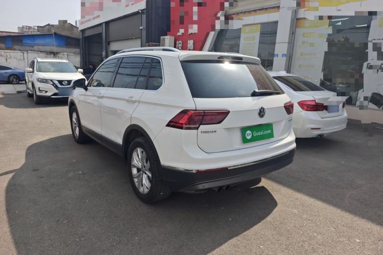 Used Volkswagen Tiguan 2019 330TSI All-Wheel-Drive Innovation Model Rear Left 45 Deg