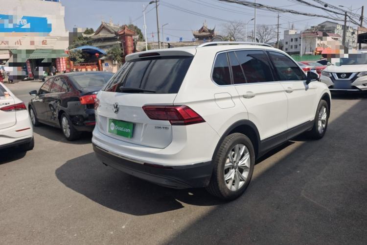 Used Volkswagen Tiguan 2019 330TSI All-Wheel-Drive Innovation Model Rear Right 45 Deg