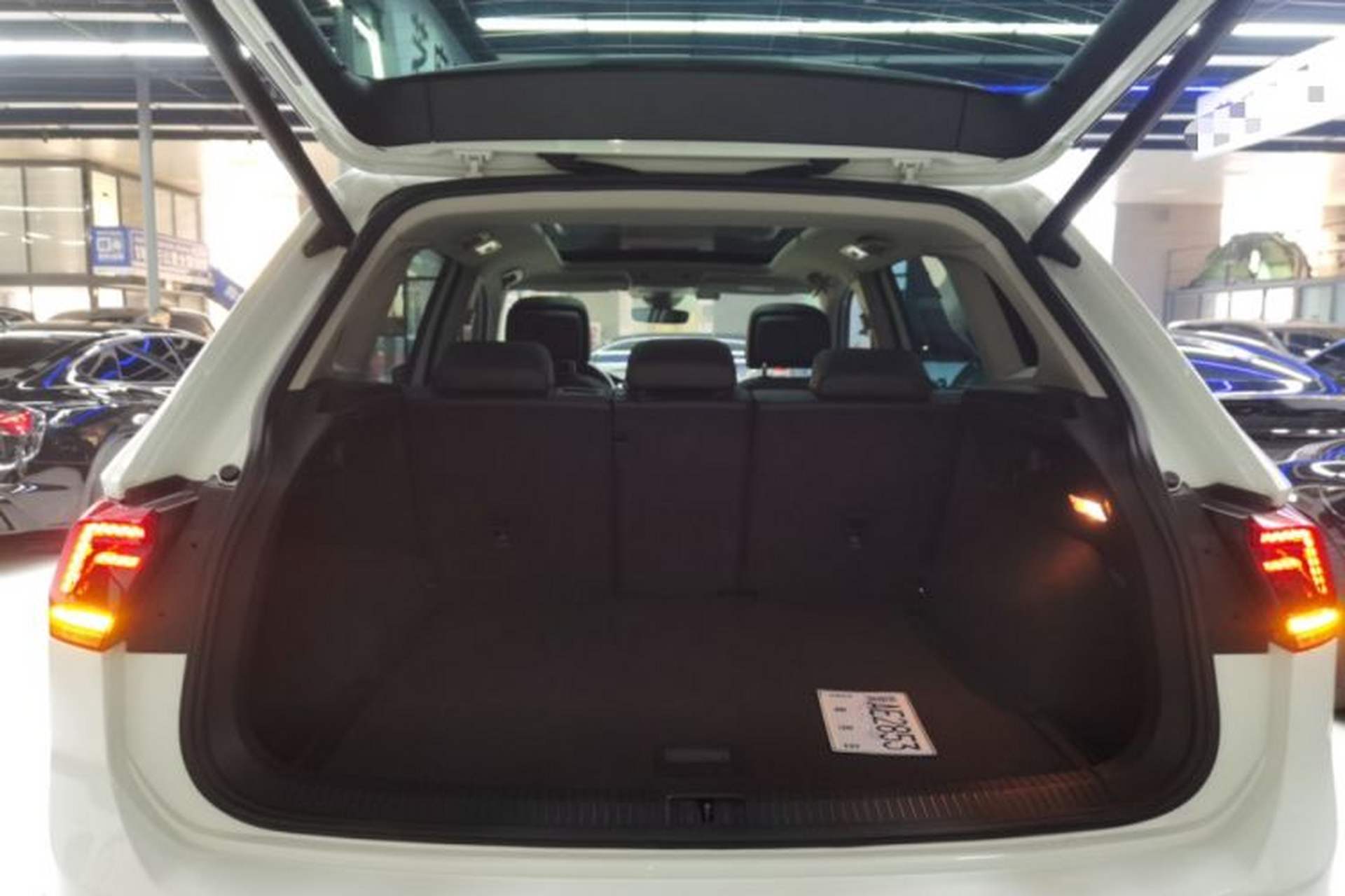 Used Volkswagen Tiguan 2019 330TSI All-Wheel-Drive Innovation Model Trunk