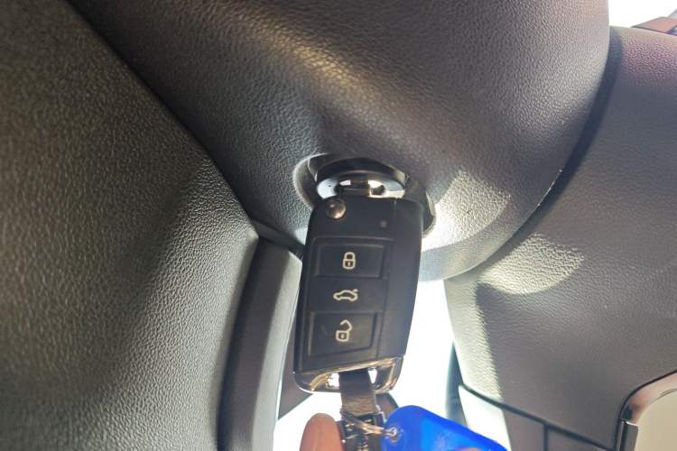 Used Volkswagen Tiguan 2019 330TSI All-Wheel-Drive Innovation Model Vehicle Key