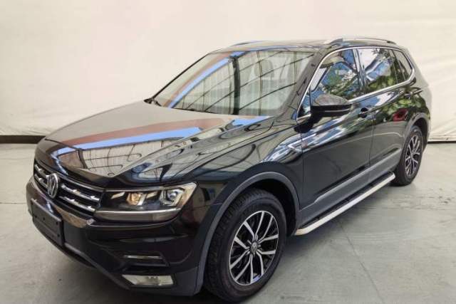 Volkswagen Tiguan L 2017 330TSI Automatic Two-Wheel Drive Luxury Edition usado
