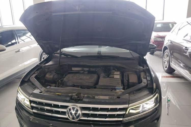 Used Volkswagen Tiguan L 2017 330TSI Automatic Two-Wheel Drive Flagship Edition Engine Bay