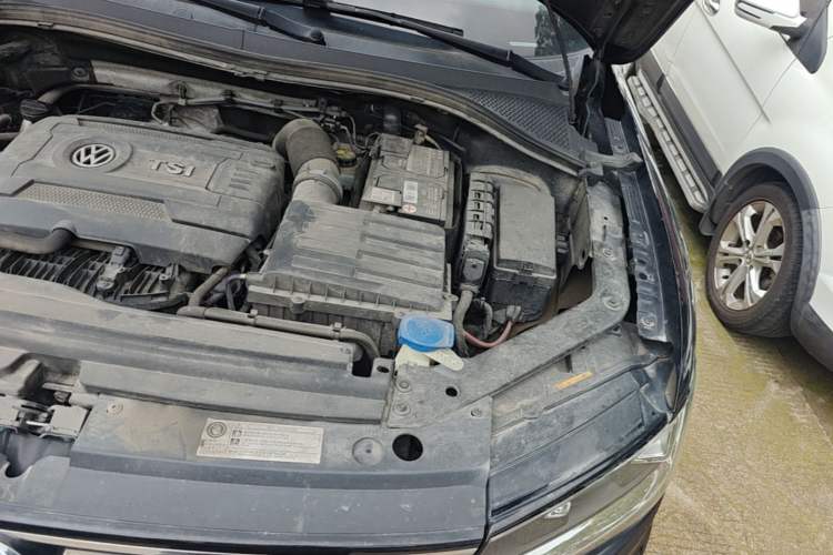 Used Volkswagen Tiguan L 2017 330TSI Automatic Two-Wheel Drive Comfort Edition Engine Bay Left