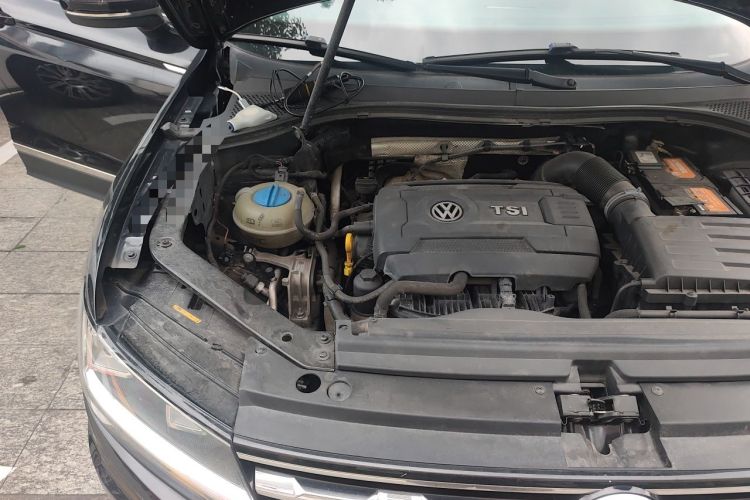 Used Volkswagen Tiguan L 2017 330TSI Automatic Two-Wheel Drive Luxury Edition Engine Bay Right