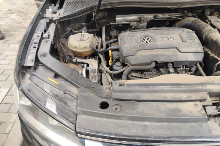 Used Volkswagen Tiguan L 2017 330TSI Automatic Two-Wheel Drive Luxury Edition Engine Bay Right