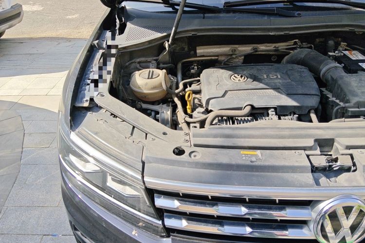 Used Volkswagen Tiguan L 2017 330TSI Automatic Two-Wheel Drive Flagship Edition Engine Bay Right