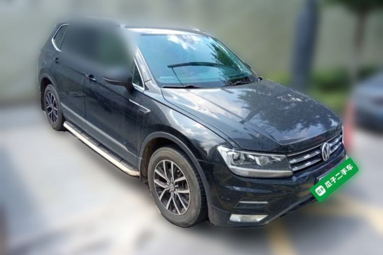 Used Volkswagen Tiguan L 2017 330TSI Automatic Two-Wheel Drive Luxury Edition Exterior 2