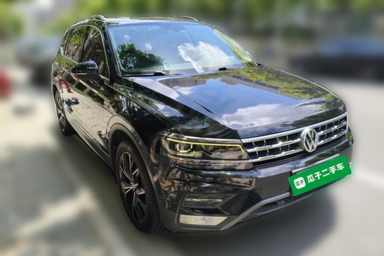 Used Volkswagen Tiguan L 2017 330TSI Automatic Two-Wheel Drive Flagship Edition Exterior 2
