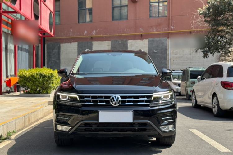 Used Volkswagen Tiguan L 2017 330TSI Automatic Two-Wheel Drive Flagship Edition Exterior 6