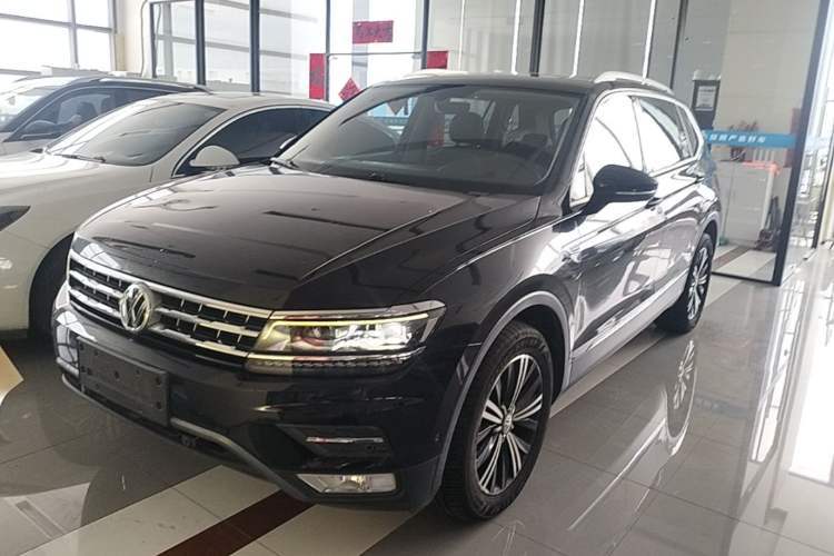 Used Volkswagen Tiguan L 2017 330TSI Automatic Two-Wheel Drive Flagship Edition Guazi used car, China used car export, Used car for sale, Used  cars, Cheapest cars for sale