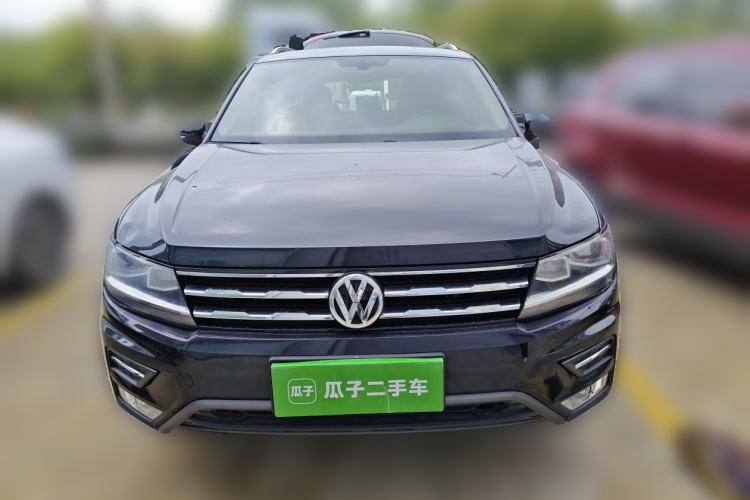 Used Volkswagen Tiguan L 2017 330TSI Automatic Two-Wheel Drive Luxury Edition Front