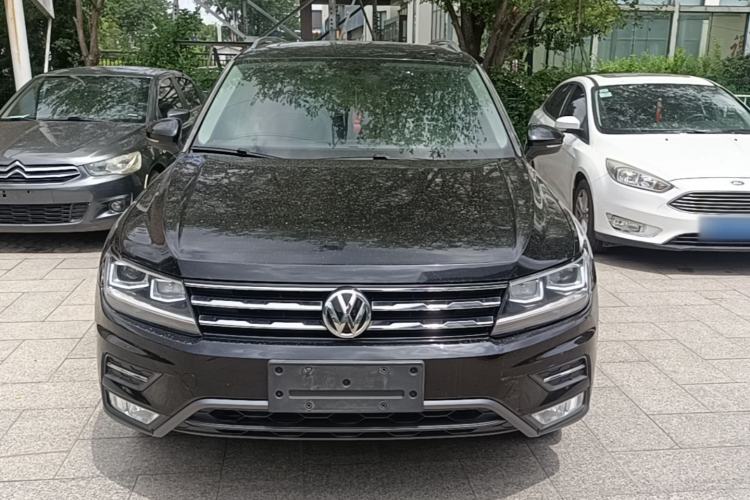 Used Volkswagen Tiguan L 2017 330TSI Automatic Two-Wheel Drive Luxury Edition Front