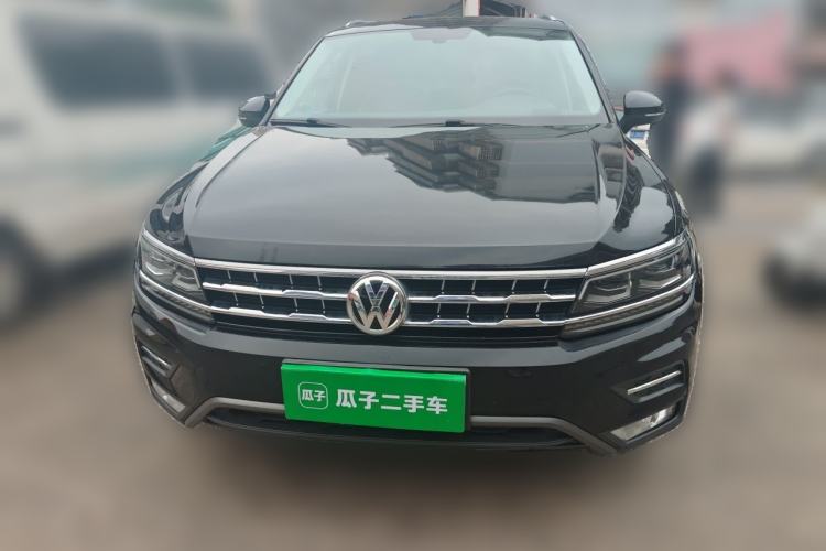 Used Volkswagen Tiguan L 2017 380TSI Automatic All-Wheel-Drive Luxury Edition Front