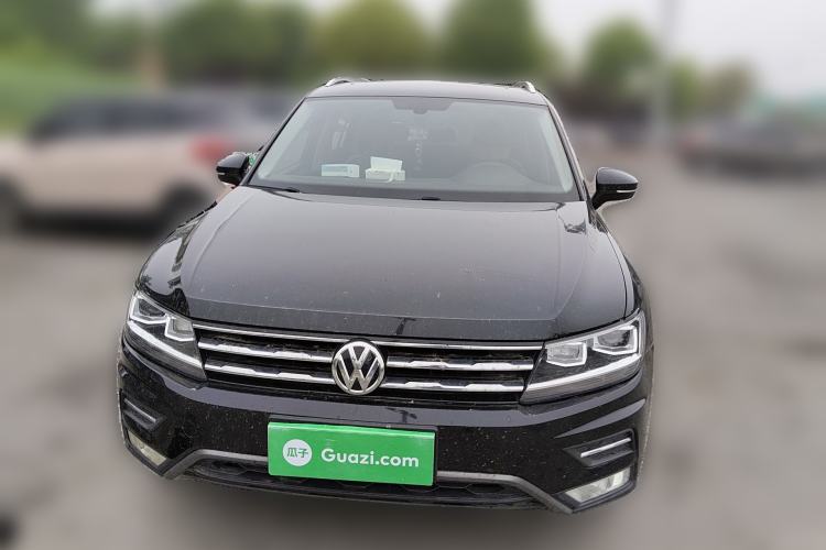 Used Volkswagen Tiguan L 2017 330TSI Automatic Two-Wheel Drive Luxury Edition Front