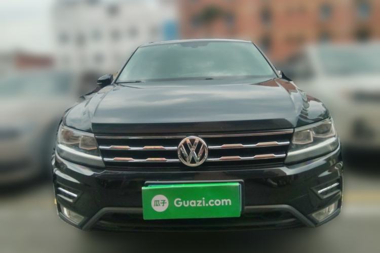Used Volkswagen Tiguan L 2017 330TSI Automatic Two-Wheel Drive Luxury Edition Front