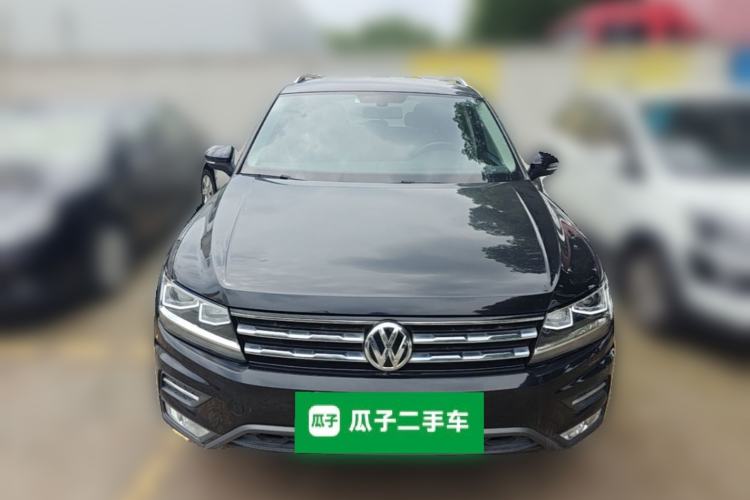 Used Volkswagen Tiguan L 2017 330TSI Automatic Two-Wheel Drive Comfort Edition Front