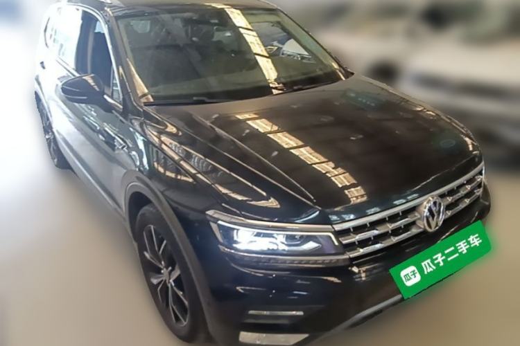Used Volkswagen Tiguan L 2017 330TSI Automatic Two-Wheel Drive Flagship Edition Front Right 45 Deg