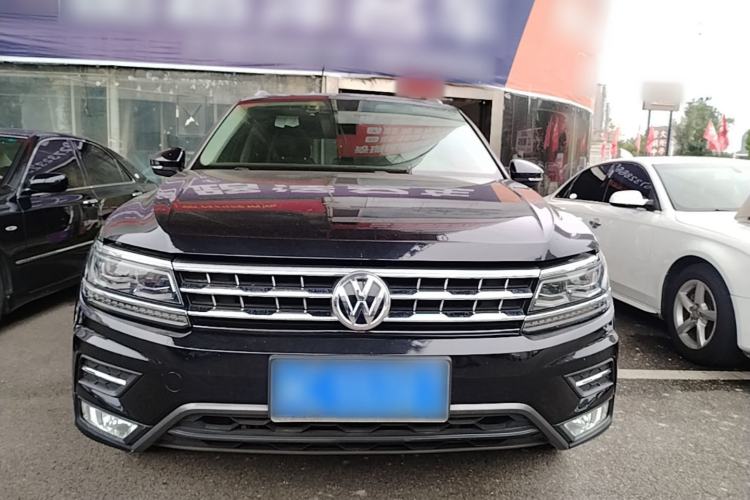 Used Volkswagen Tiguan L 2017 380TSI Automatic All-Wheel-Drive Luxury Edition Front