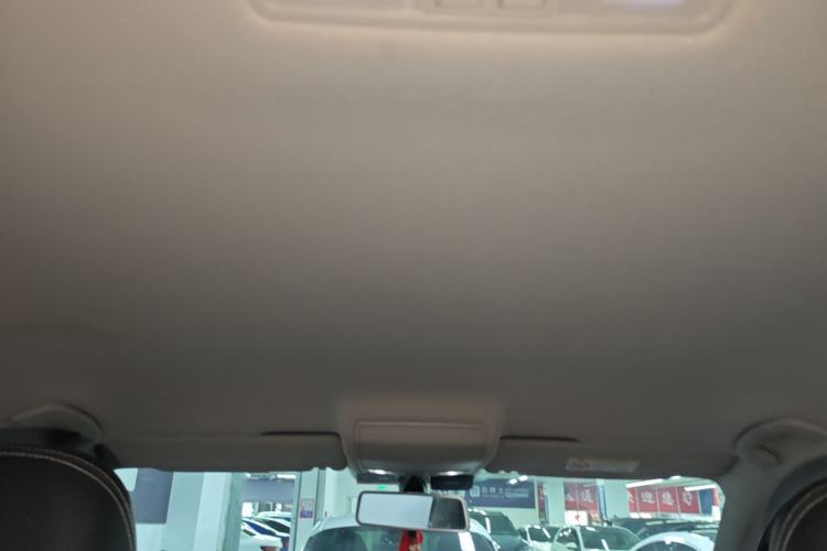 Used Volkswagen Tiguan L 2017 330TSI Automatic Two-Wheel Drive Luxury Edition Headliner