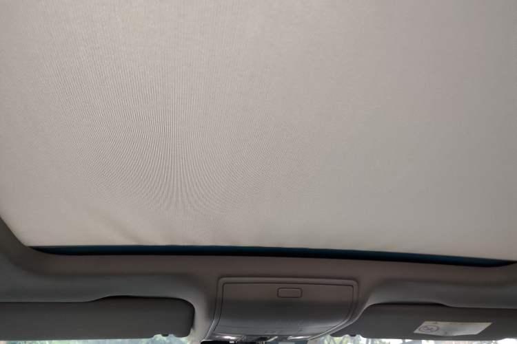 Used Volkswagen Tiguan L 2017 330TSI Automatic Two-Wheel Drive Flagship Edition Headliner