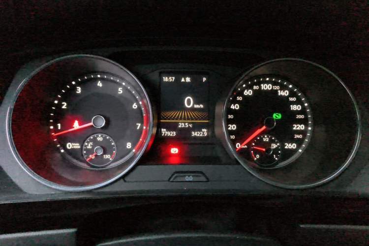 Used Volkswagen Tiguan L 2017 380TSI Automatic All-Wheel-Drive Luxury Edition Instrument Cluster