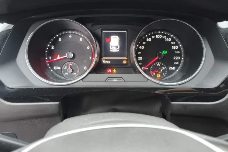 Used Volkswagen Tiguan L 2017 330TSI Automatic Two-Wheel Drive Flagship Edition Instrument Cluster