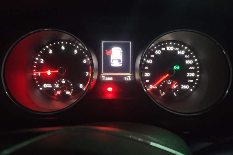 Used Volkswagen Tiguan L 2017 330TSI Automatic Two-Wheel Drive Luxury Edition Instrument Cluster