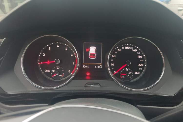 Used Volkswagen Tiguan L 2017 380TSI Automatic All-Wheel-Drive Luxury Edition Instrument Cluster