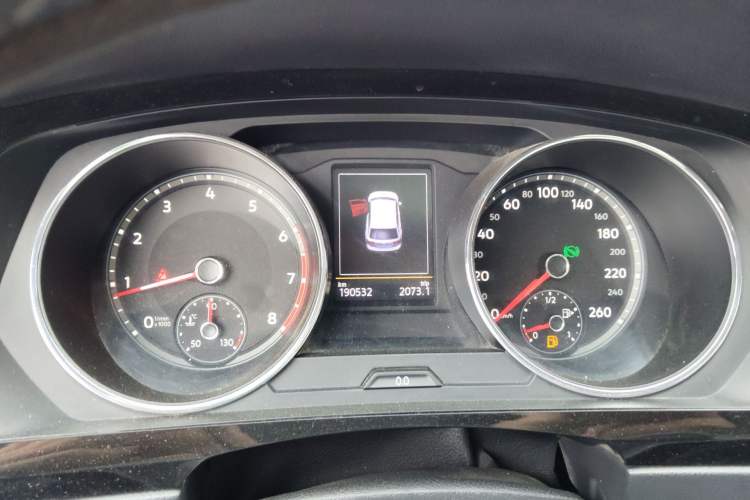 Used Volkswagen Tiguan L 2017 330TSI Automatic Two-Wheel Drive Luxury Edition Instrument Cluster