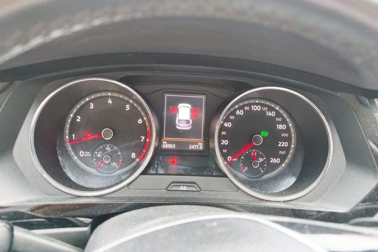 Used Volkswagen Tiguan L 2017 330TSI Automatic Two-Wheel Drive Luxury Edition Instrument Cluster