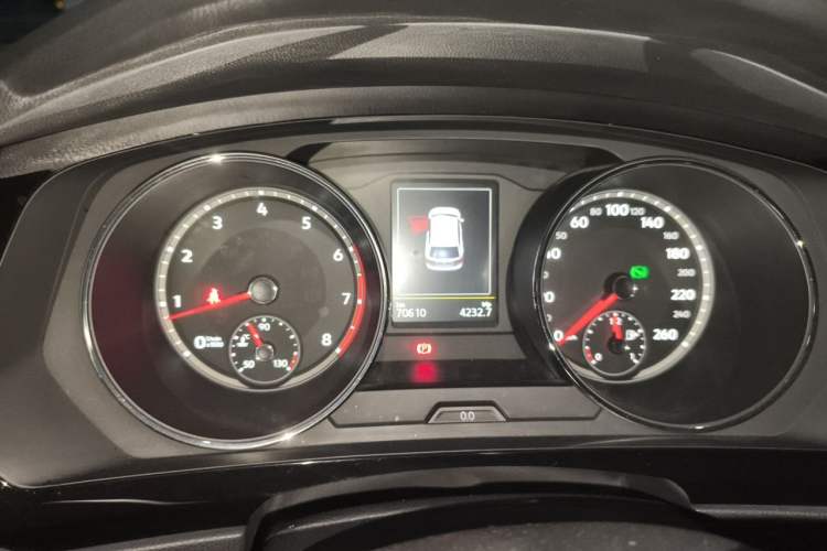 Used Volkswagen Tiguan L 2017 330TSI Automatic Two-Wheel Drive Luxury Edition Instrument Cluster