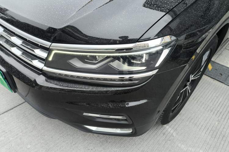 Used Volkswagen Tiguan L 2017 330TSI Automatic Two-Wheel Drive Flagship Edition Left Front Headlight