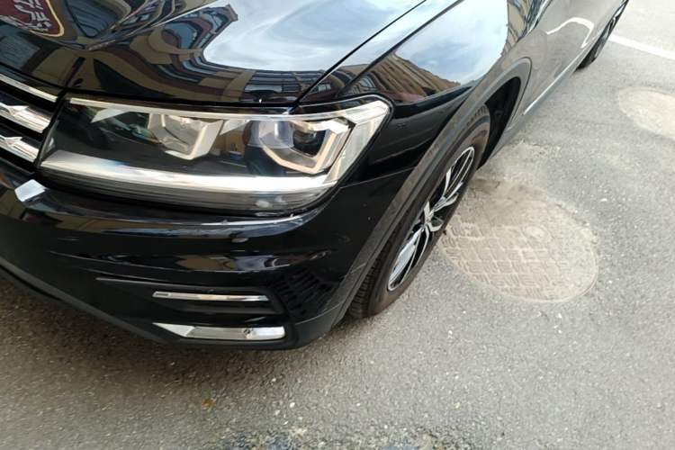 Used Volkswagen Tiguan L 2017 330TSI Automatic Two-Wheel Drive Luxury Edition Left Front Headlight