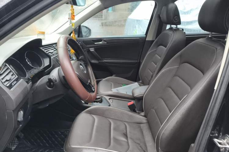 Used Volkswagen Tiguan L 2017 330TSI Automatic Two-Wheel Drive Flagship Edition Left Front Seat