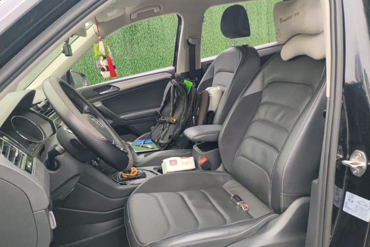 Used Volkswagen Tiguan L 2017 330TSI Automatic Two-Wheel Drive Comfort Edition Left Front Seat