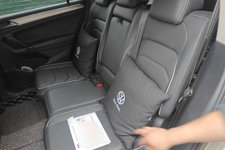 Used Volkswagen Tiguan L 2017 380TSI Automatic All-Wheel-Drive Flagship Edition Left Rear Seat
