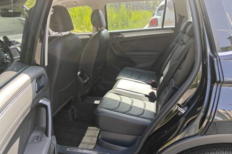 Used Volkswagen Tiguan L 2017 330TSI Automatic Two-Wheel Drive Flagship Edition Left Rear Seat