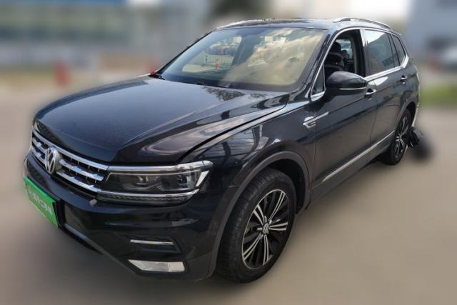 Volkswagen Tiguan L 2017 330TSI Automatic Two-Wheel Drive Flagship Edition с пробегом