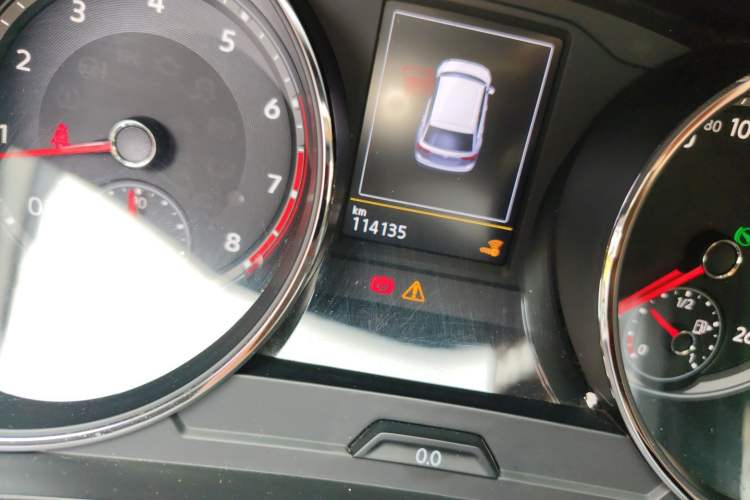 Used Volkswagen Tiguan L 2017 330TSI Automatic Two-Wheel Drive Flagship Edition Odometer Close Up